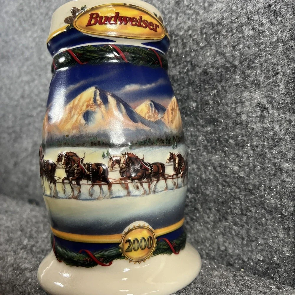 Vintage 2000 Budweiser Holiday Beer Stein – 